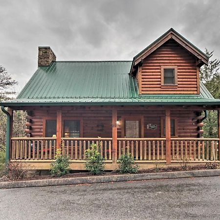 Cabin With Hot Tub About 2 Mi To Island In Pigeon Forge! Екстериор снимка